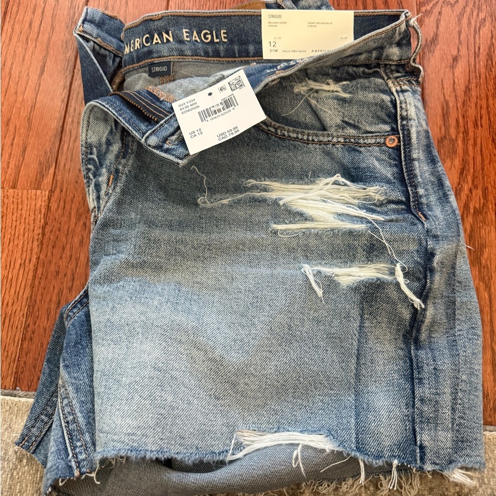 American Eagle Outfitters Men's Blue Distressed Jeans